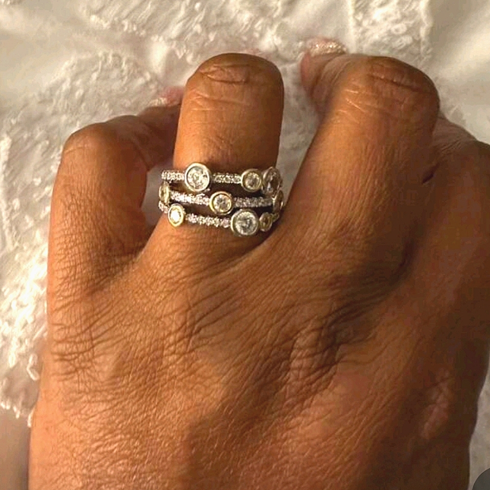 Size 8 silver and zirconia statement ring; NWOT - Picture 2 of 8